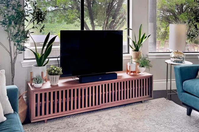 How to Choose and Buy the Right TV Stand